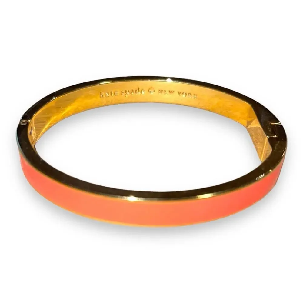 Kate Spade New York Sparks Fly Enamel Bangle Bracelet Coral Gold Tone - Picture 2 of 7